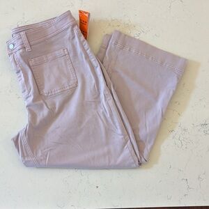 Women’s Crop Pants